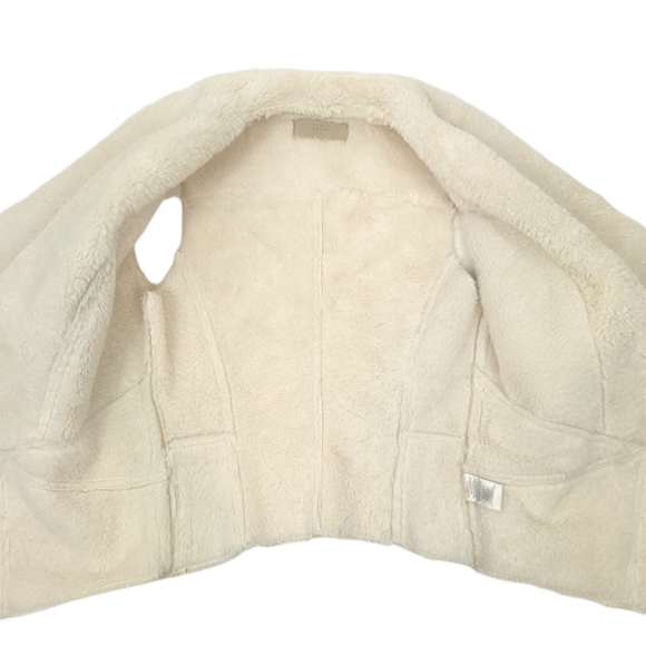 Blank NYC Drape Front Faux Shearling Vegan Leather Vest Ivory Beige - Picture 6 of 10